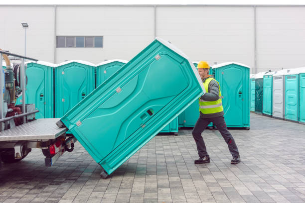 Portable Toilet Options We Offer in Mayfield, OH